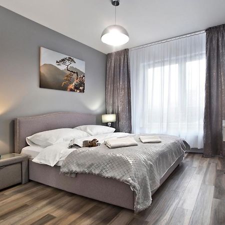 Goclaw P&O Serviced Apartments Warschau Buitenkant foto